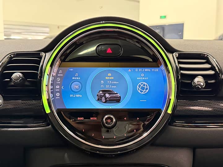 Mini Clubman 2023 2023款 改款 1.5T COOPER 鉴赏家