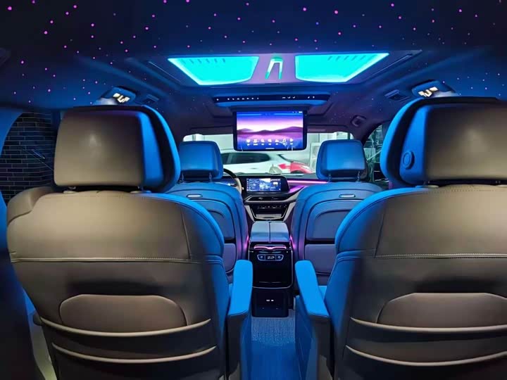 Buick GL8 Hybrid 2025 2025款 陆尚 尊享版 7座