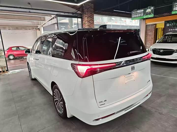 Buick GL8 Hybrid 2025 2025款 陆尚 尊享版 7座