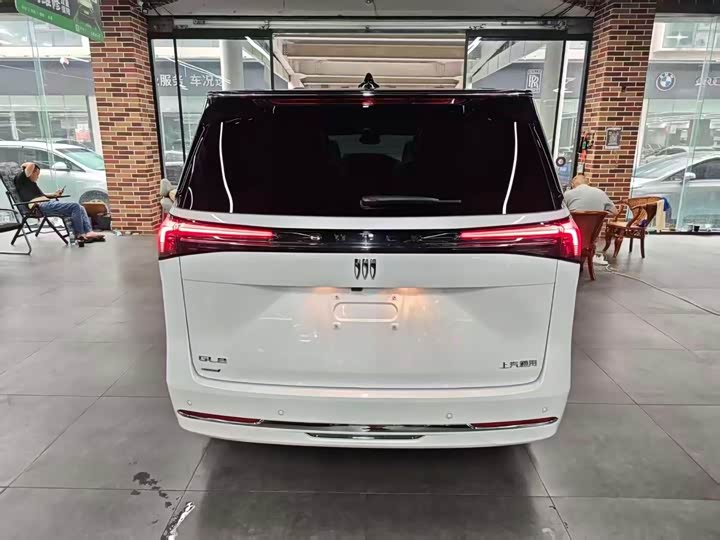 Buick GL8 Hybrid 2025 2025款 陆尚 尊享版 7座