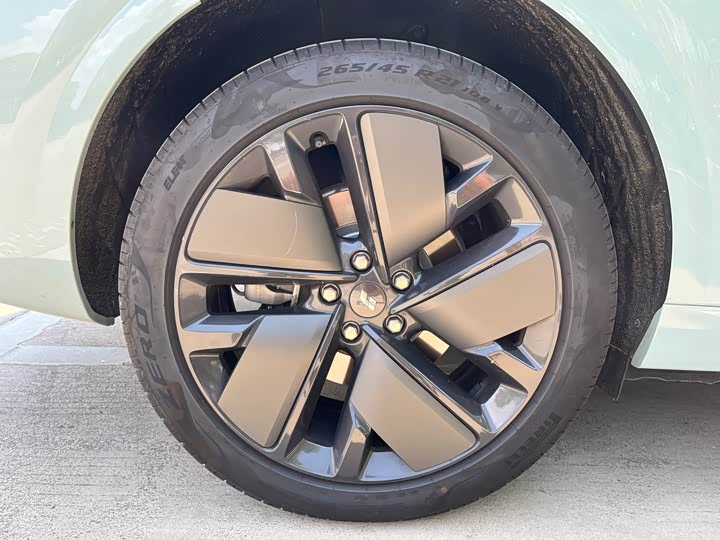 LiXiang L6 2025 2025款 Max 智能焕新版