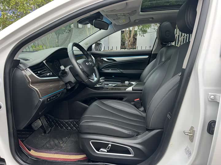 Geely Emgrand GT 2021 2021款 1.8T 领航版+