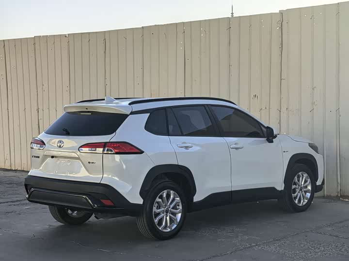 Toyota Frontlander 2024 2024款 2.0L 智能电混双擎 领先版