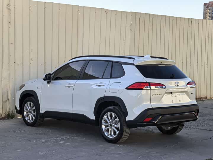 Toyota Frontlander 2024 2024款 2.0L 智能电混双擎 领先版