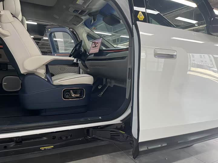 Zeekr Mix 2025 2025款 长续航智驾版