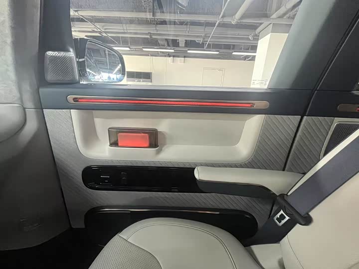 Zeekr Mix 2025 2025款 长续航智驾版