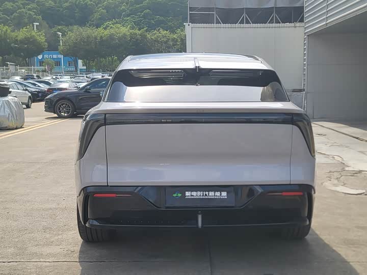 HiPhi Y 2023 2023款 560km 先锋版