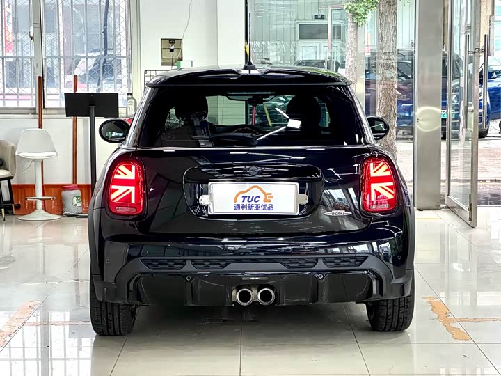 Mini Mini JCW 2023 2023款 改款 2.0T JOHN COOPER WORKS ALL-IN