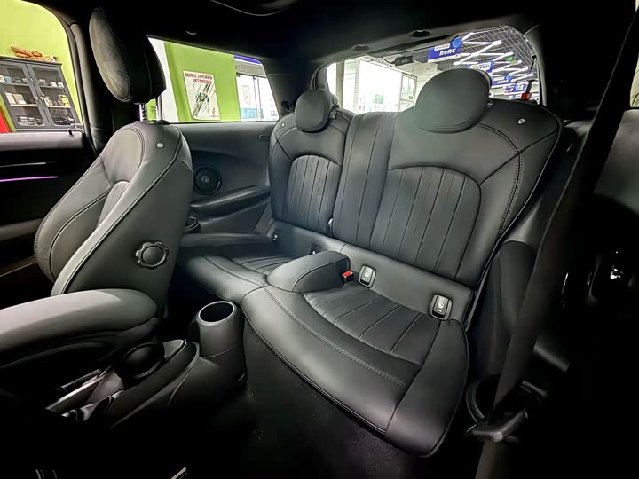 Mini Mini JCW 2023 2023款 改款 2.0T JOHN COOPER WORKS ALL-IN