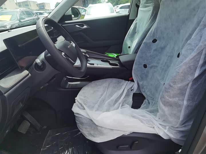 Roewe D5X DMH 2024 2024款 135旗舰版