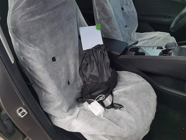 Roewe D5X DMH 2024 2024款 135旗舰版