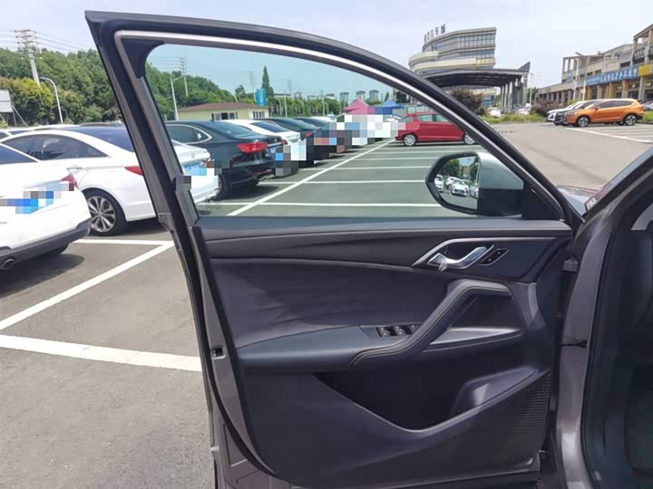 Roewe D5X DMH 2024 2024款 135旗舰版