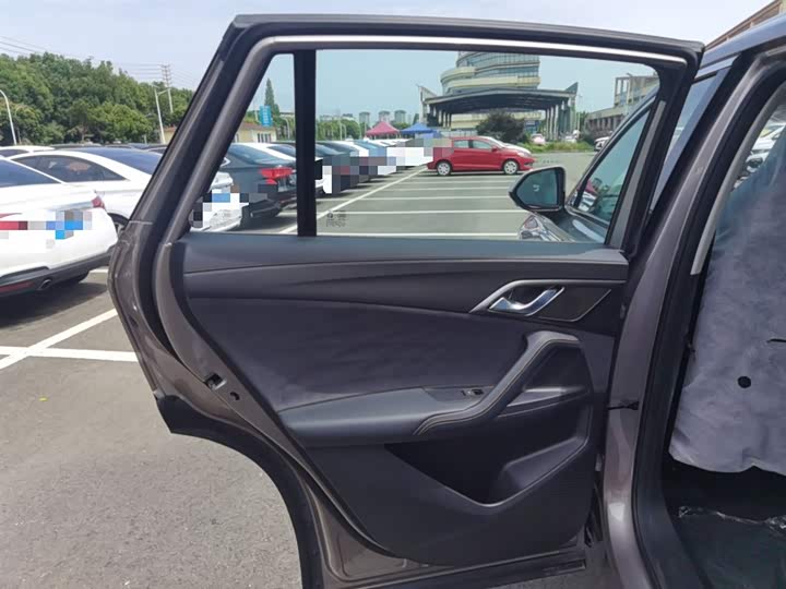 Roewe D5X DMH 2024 2024款 135旗舰版