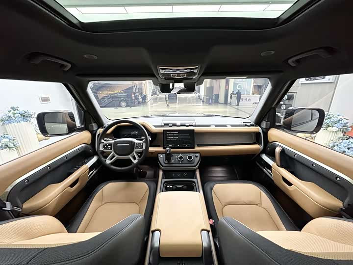 Land Rover Defender 2024 2024款 110 3.0T P400 X-DYNAMIC HSE