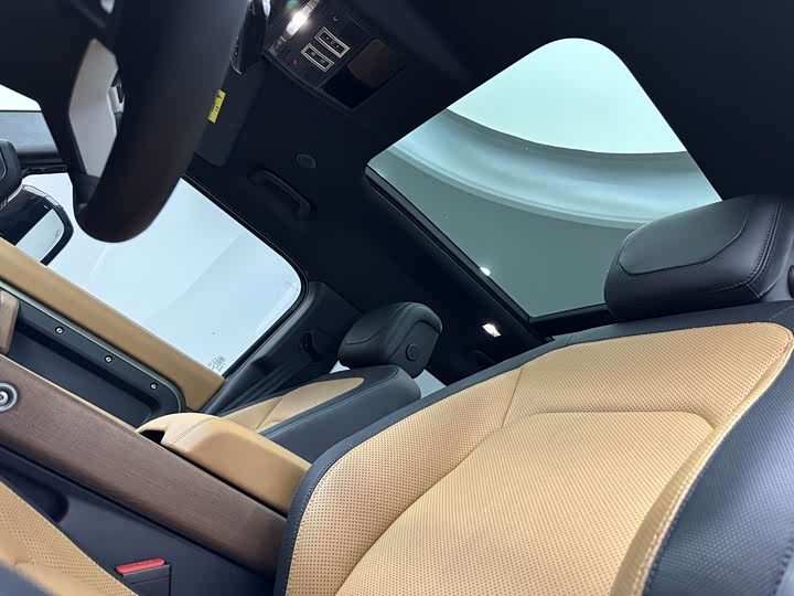 Land Rover Defender 2024 2024款 110 3.0T P400 X-DYNAMIC HSE