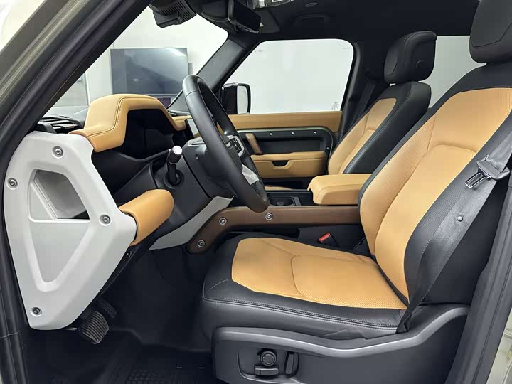 Land Rover Defender 2024 2024款 110 3.0T P400 X-DYNAMIC HSE