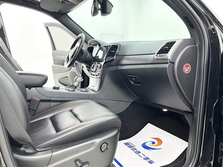 Jeep Grand Cherokee 2020 2020款 3.0L 专业导航版
