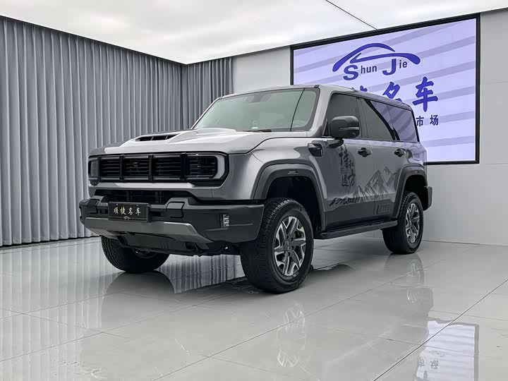 BAIC Beijing BJ40 2024 2024款 2.0T 全新刀锋英雄版 攀登者