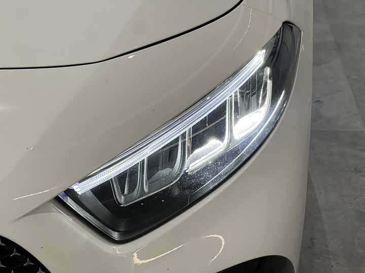 Mercedes-Benz A-Class 2025 2025款 A 200 L 时尚型