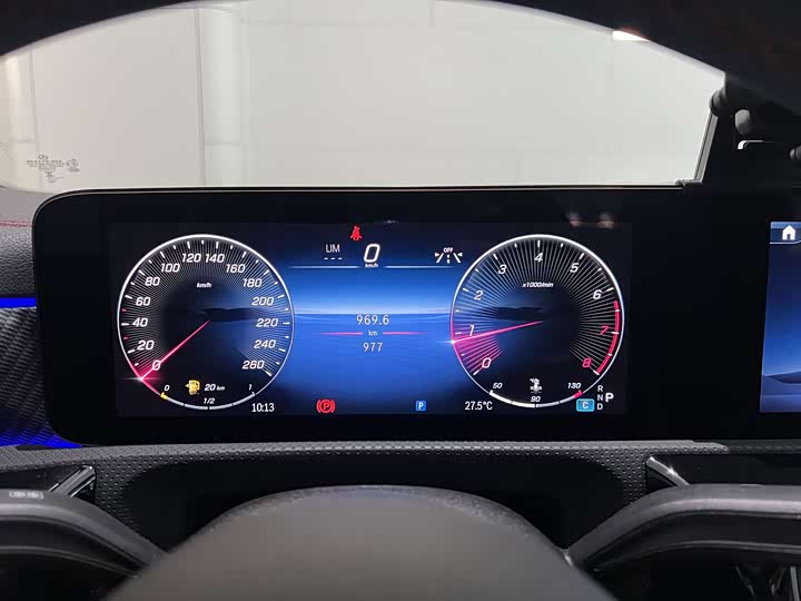 Mercedes-Benz A-Class 2025 2025款 A 200 L 时尚型