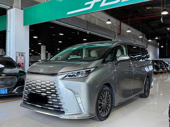 Lexus LM 2023 2023款 500h 六座尊崇版