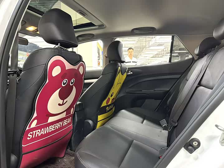 Kia KX1 2021 2021款 1.4L CVT天窗款