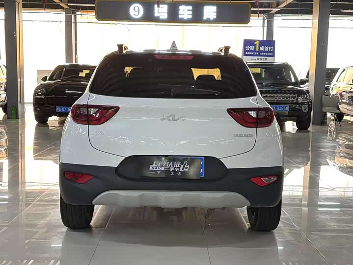 Kia KX1 2021 2021款 1.4L CVT天窗款