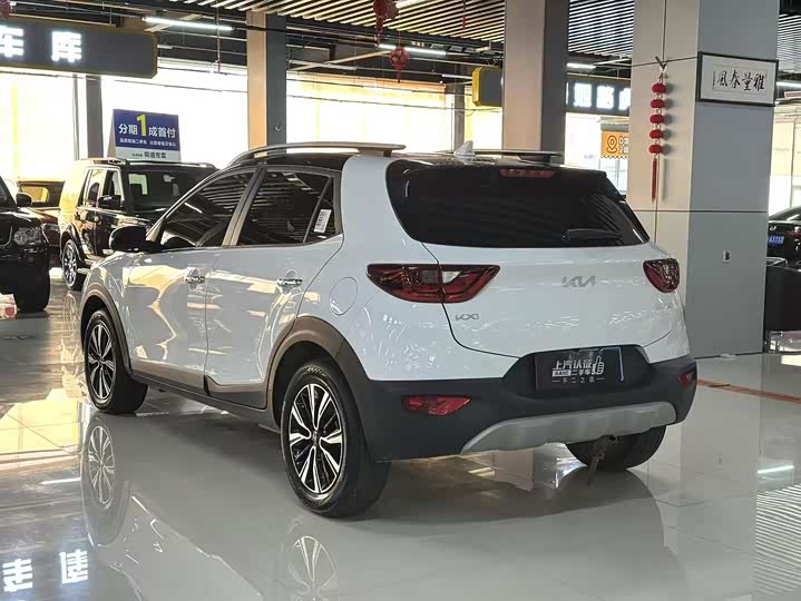 Kia KX1 2021 2021款 1.4L CVT天窗款
