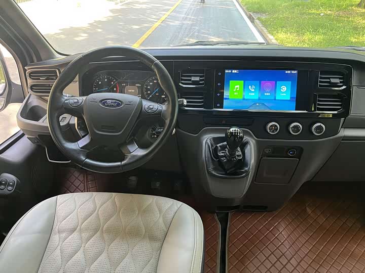 Ford Transit New 2021 2021款 2.2T手动物流车Pro短轴6座中顶国VI