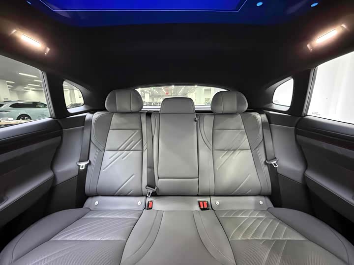 Zeekr 001 2025 2025款 WE版 95kWh 四驱