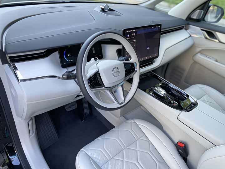 Volvo EM90 2025 2025款 Ultra 六座