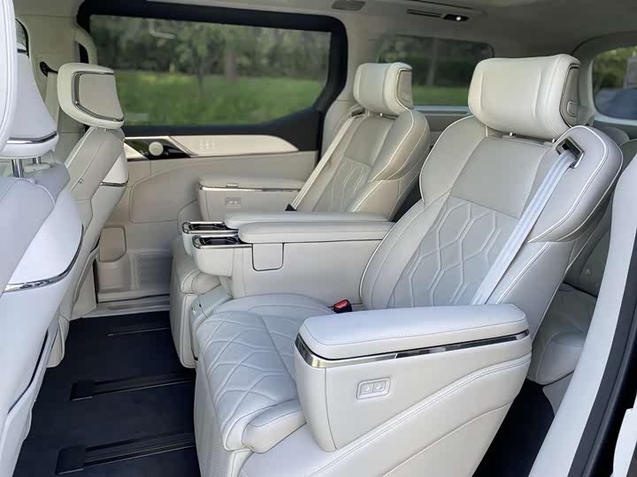 Volvo EM90 2025 2025款 Ultra 六座