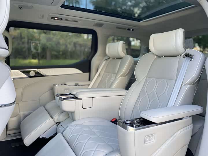 Volvo EM90 2025 2025款 Ultra 六座