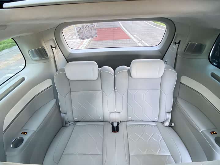 Volvo EM90 2025 2025款 Ultra 六座