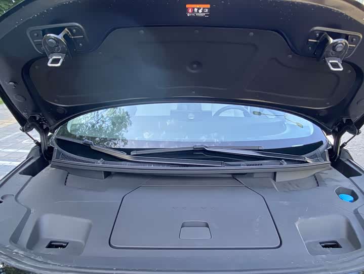 Volvo EM90 2025 2025款 Ultra 六座