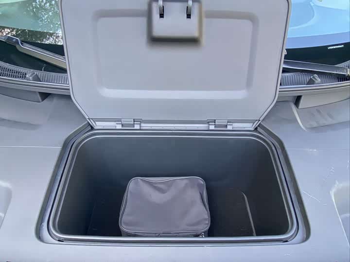 Volvo EM90 2025 2025款 Ultra 六座