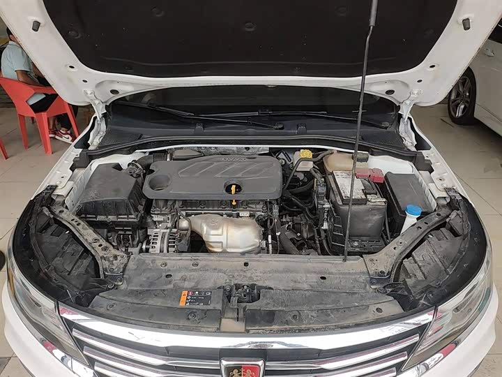 Roewe i6 2020 2020款 PLUS 1.6L CVT 4G互联荣耀旗舰版