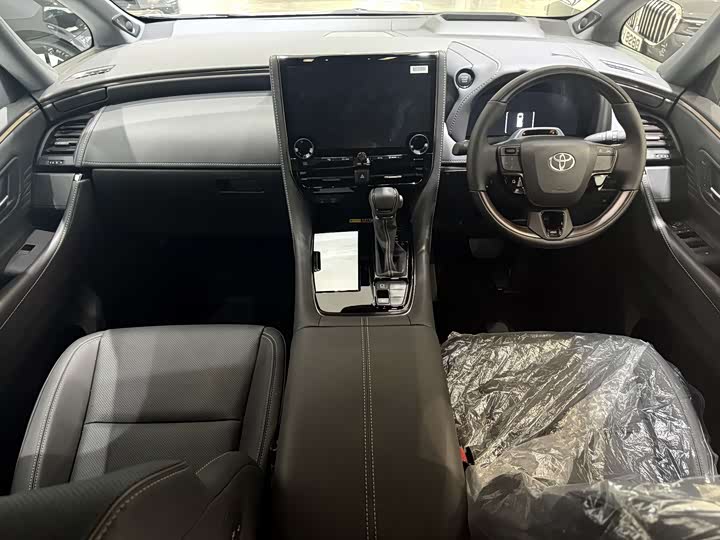 Toyota Alphard 2025 2025款 双擎 2.5L 尊贵黄金版