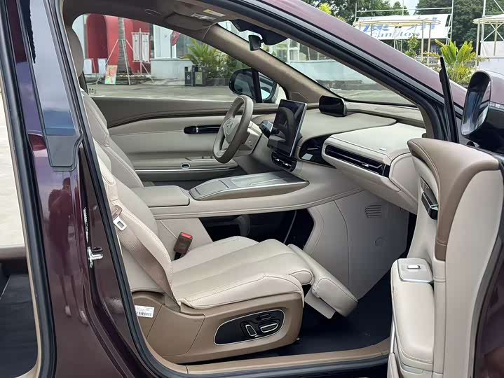 GAC Hyptec HT 2023 2023款 670 鸥翼特高压NDA版