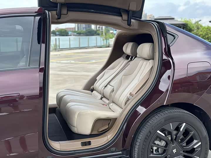 GAC Hyptec HT 2023 2023款 670 鸥翼特高压NDA版