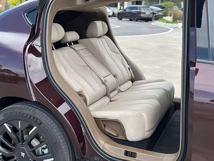 GAC Hyptec HT 2023 2023款 670 鸥翼特高压NDA版