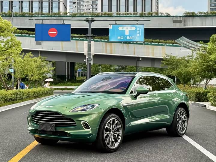 Aston Martin DBX 2022 2022款 3.0T STRAIGHT-SIX