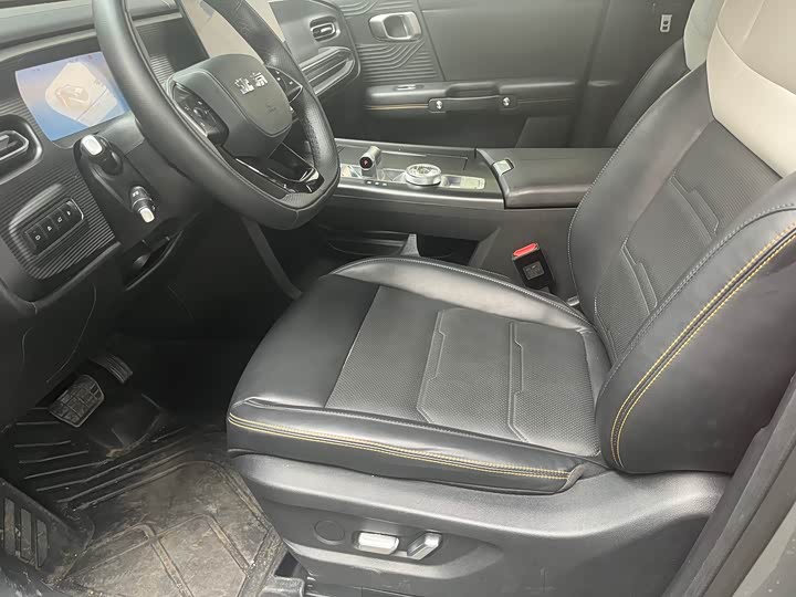 BAIC Beijing BJ30 2024 2024款 1.5T 魔核电驱进阶版