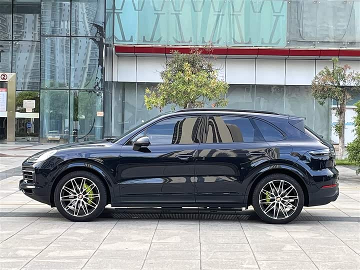 Porsche Cayenne Hybrid 2023 2023款 Cayenne E-Hybrid 2.0T