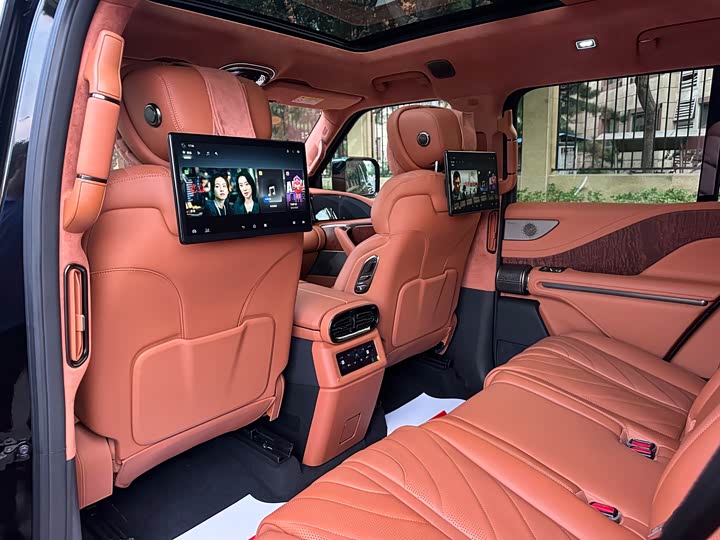 BYD Yangwang U8 2023 2023款 豪华版