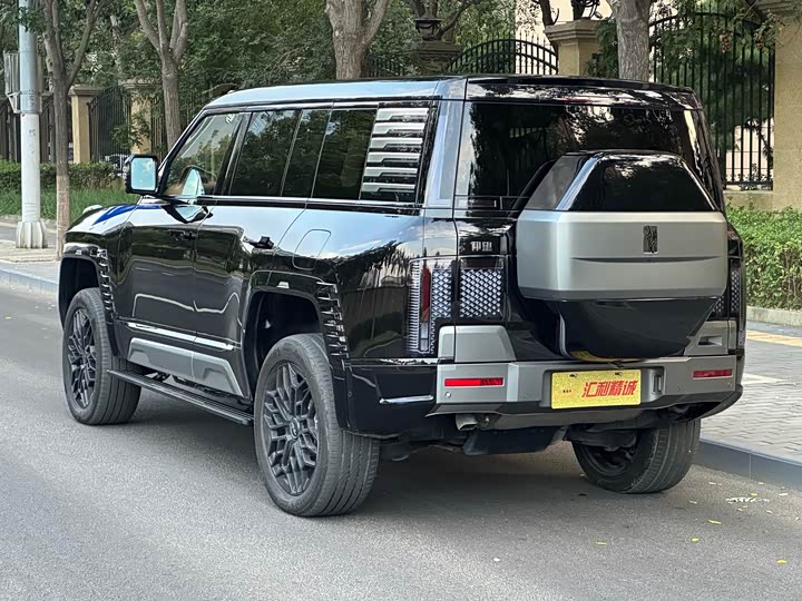 BYD Yangwang U8 2023 2023款 豪华版