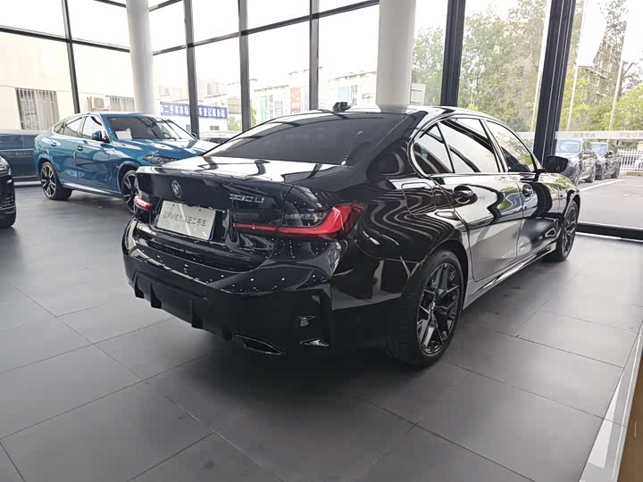 BMW 3 Series 2025 2025款 330Li M运动曜夜套装