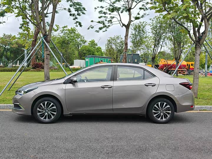 Toyota Corolla Hybrid 2019 2019款 1.8L E-CVT领先版