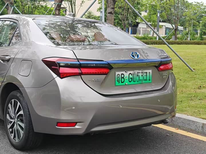 Toyota Corolla Hybrid 2019 2019款 1.8L E-CVT领先版