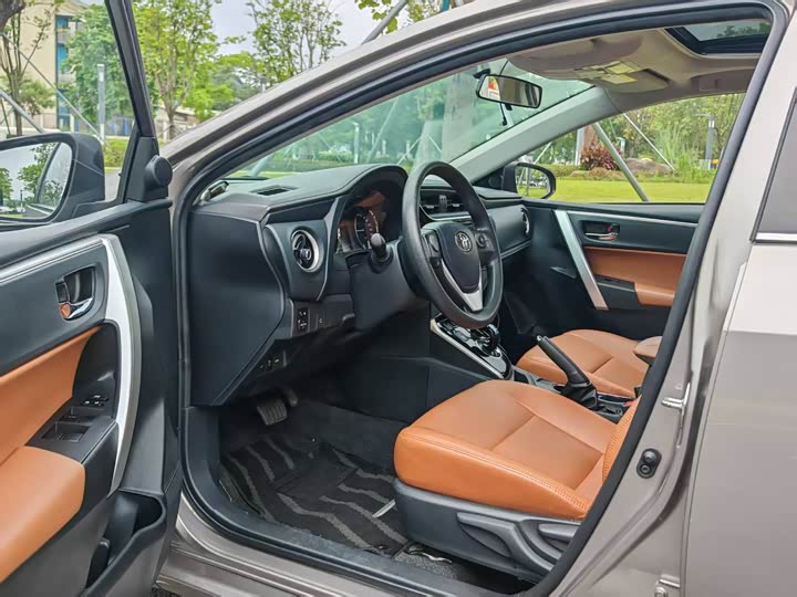 Toyota Corolla Hybrid 2019 2019款 1.8L E-CVT领先版